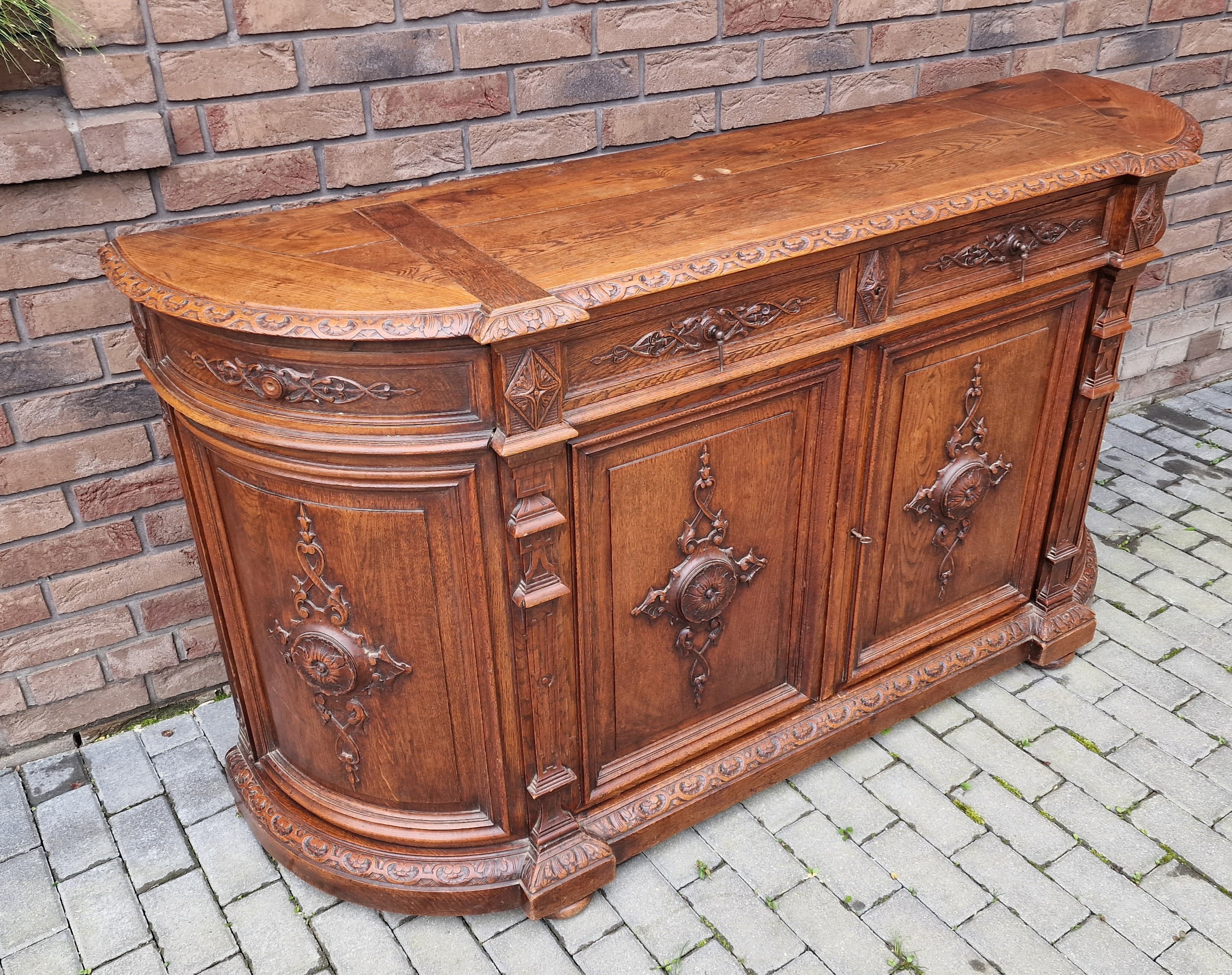 19.77.7   /   bufetas - komoda