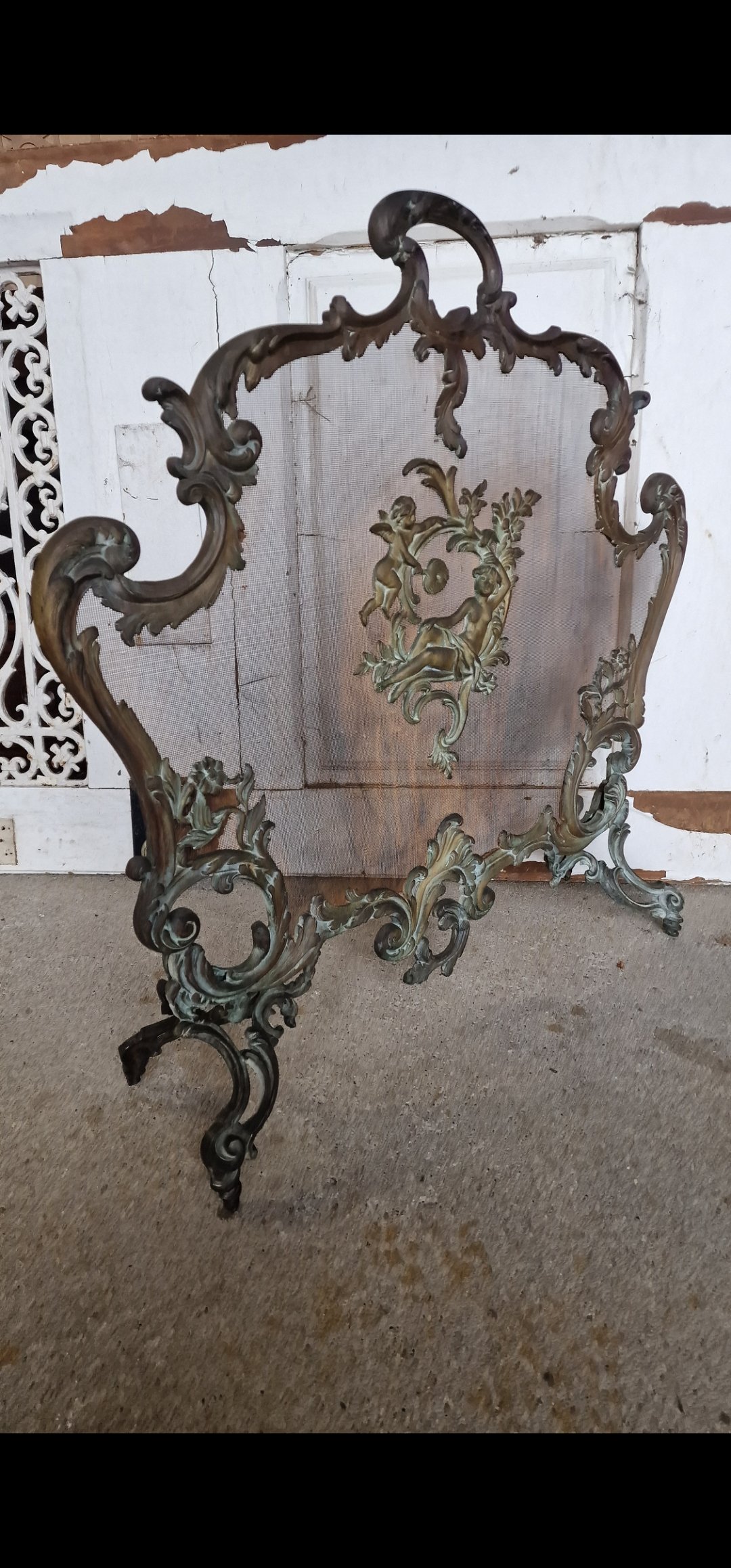 19.77.10   /   Židinio bronzinės apsaugos grotelės